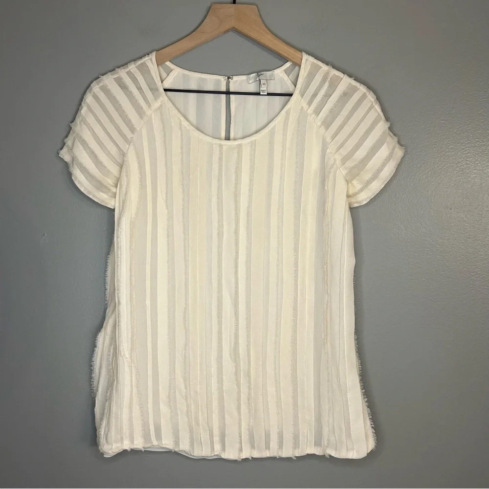 Joie 100% Silk Cream Pleated Blouse, Sz XS, Raw Edges, Lined Top - Picture 1 of 9